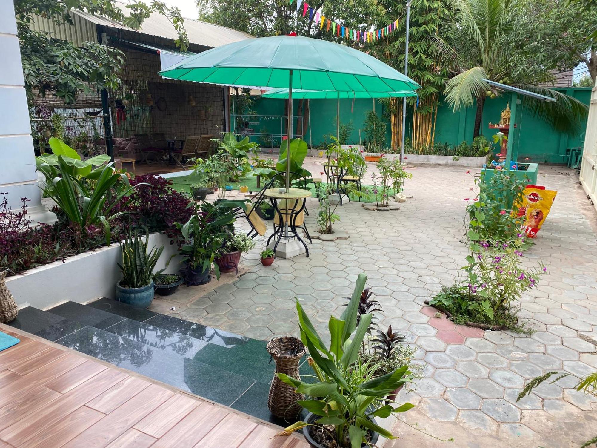 Bloom Garden Bed & Breakfast 暹粒 外观 照片